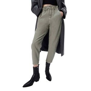 Zara Women's Paperbag Waist Relaxed Fit Jeans- Size 28